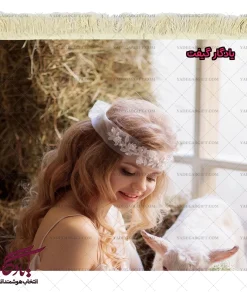 تابلو فرش ماشینی طرح دوشیزه و قندک کد d26 | یادگار گیفت