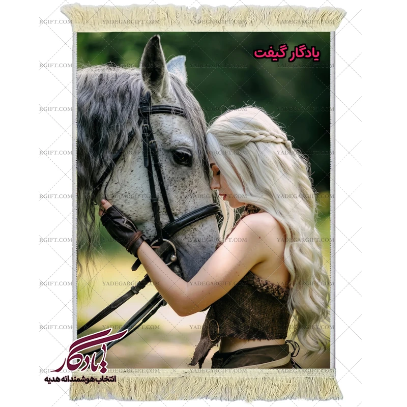 تابلو فرش ماشینی طرح دوشیزه روس و اسب کد d57 | یادگار گیفت