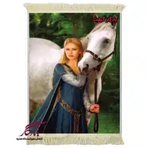 تابلو فرش ماشینی طرح دوشیزه شنل پوش و اسب سفید کد d63